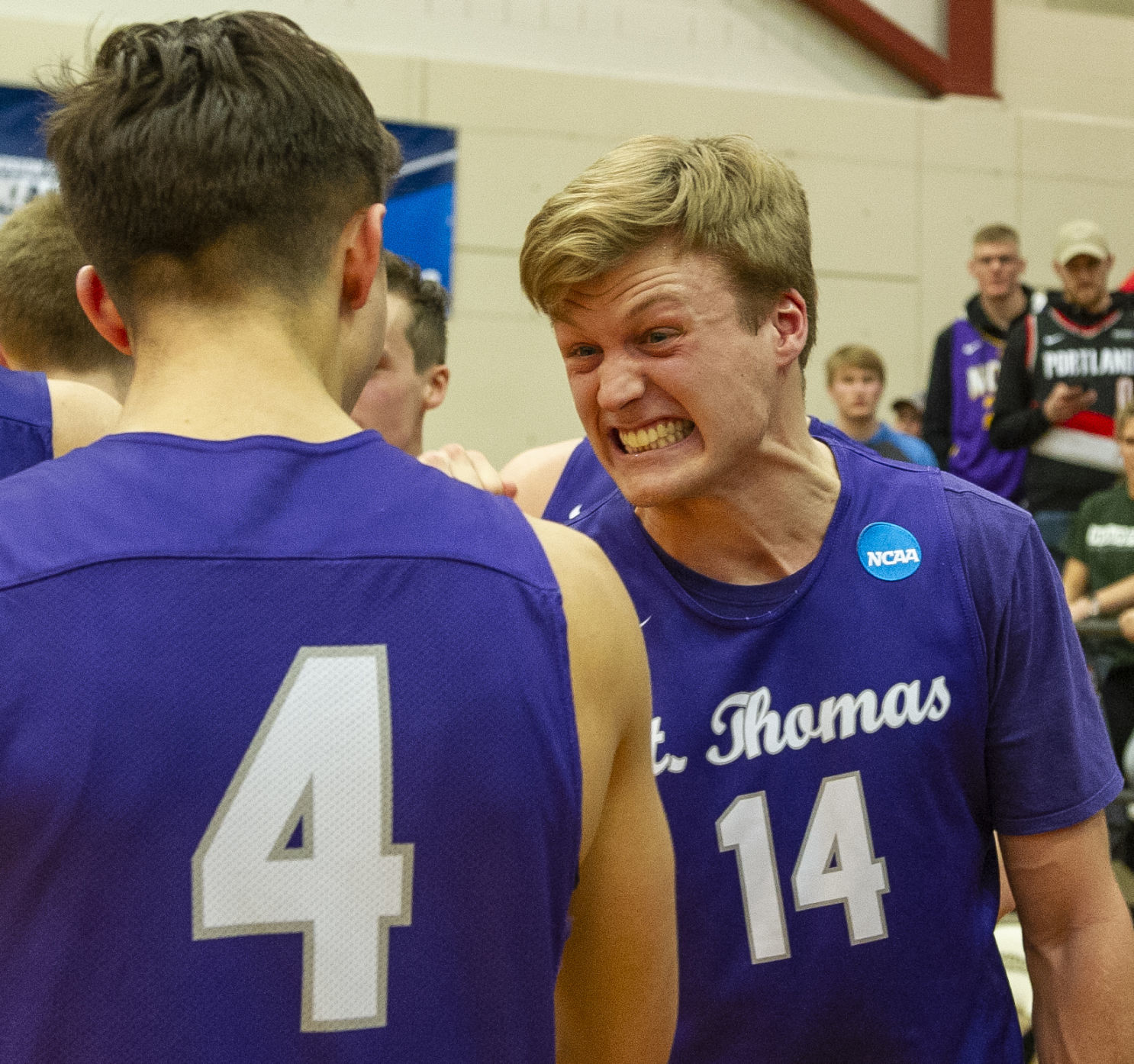 St. Thomas vs. Nebraska Wesleyan, 3.2